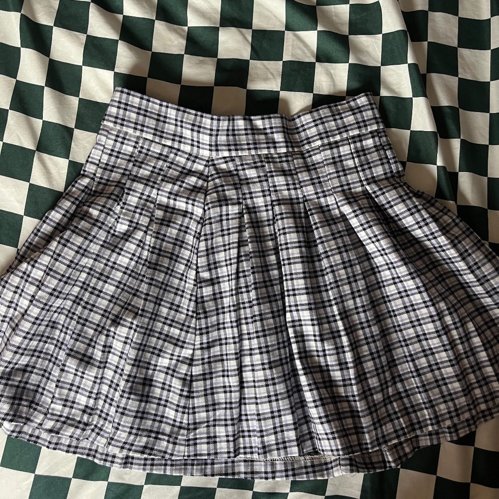 Bershka purple, black, & white mini skirt